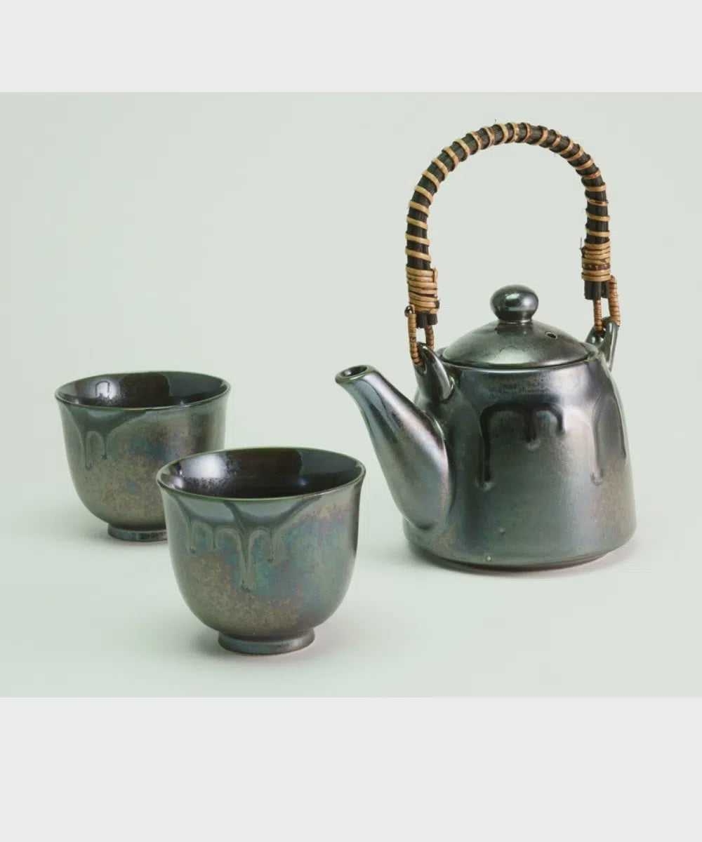 Ibushi Ginsai Tea Pot & 2 Cups